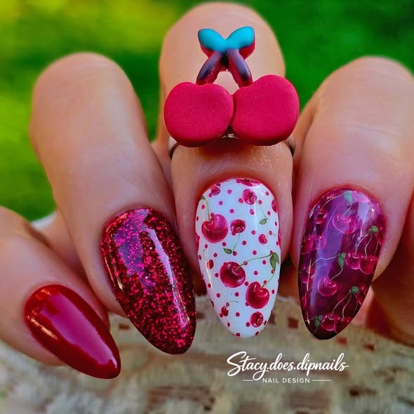 Mani Maraschino 2